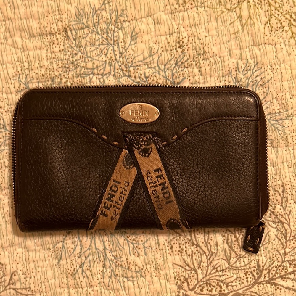 Extremely work fendi wallet